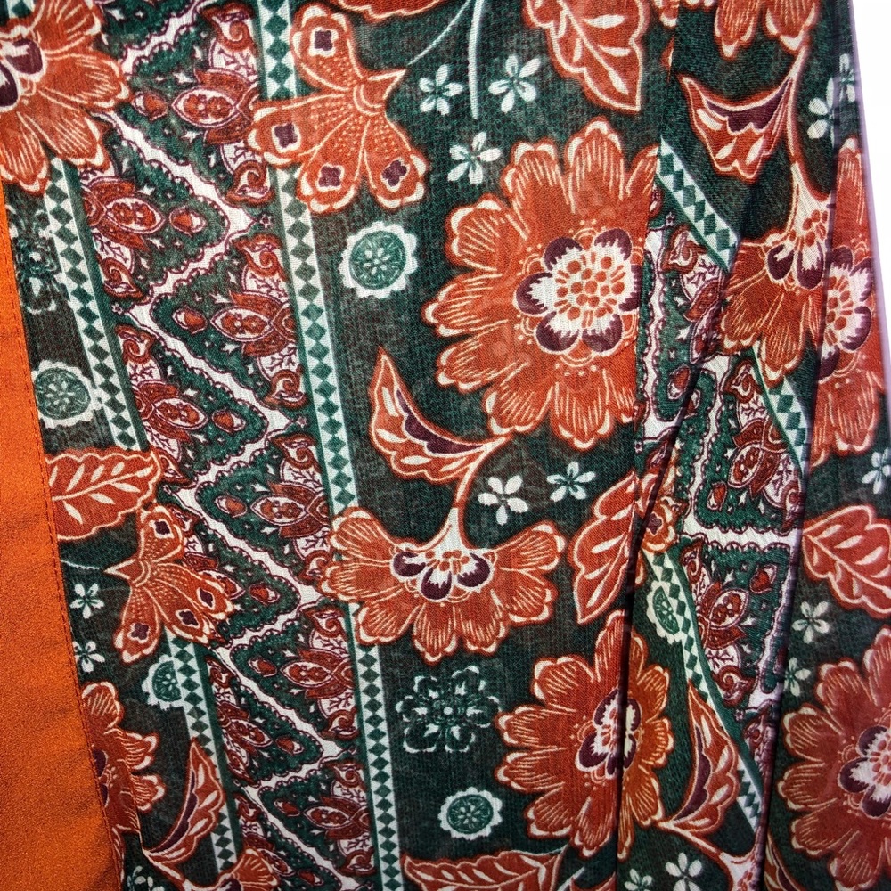 Beautiful kimono - Picture 2 of 2